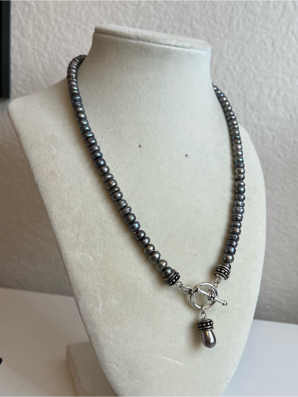 Freshwater pearl necklace with faux pearl pendant 17”